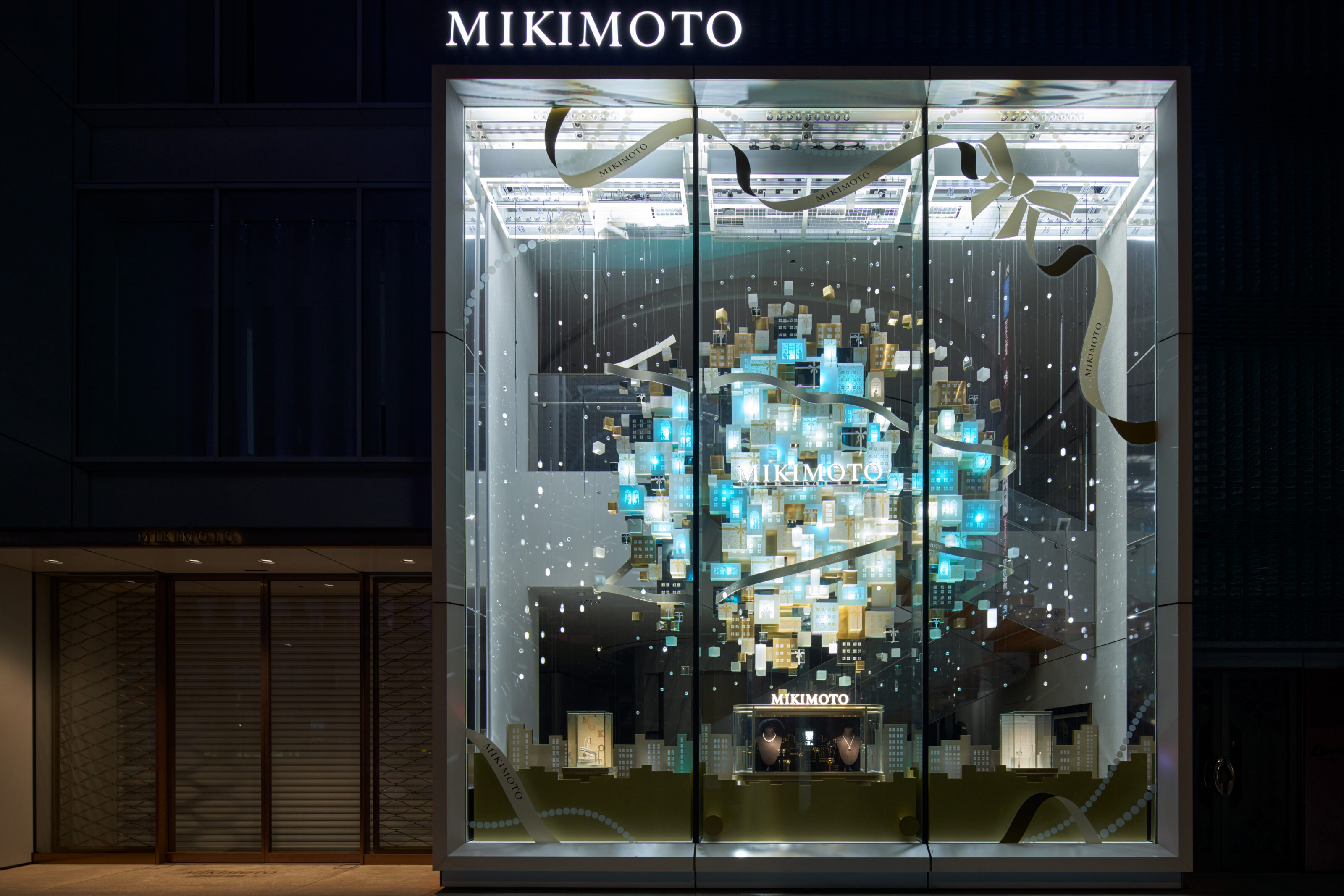 MIKIMOTO Ginza Holiday Window Display 2023: LUCENT