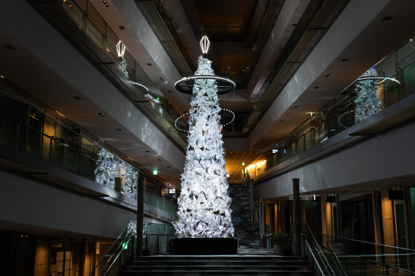 表参道ヒルズクリスマス2025: LUCENT